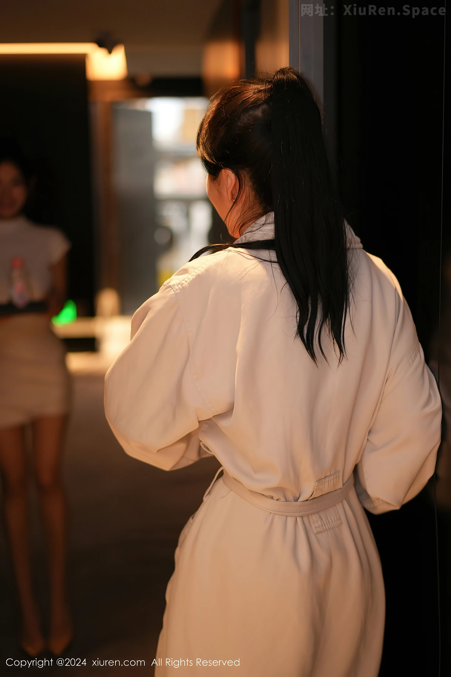 图片[3]-[XiuRen秀人网]VOL.8350 模特合集女神林幼一＆谭小灵剧情演绎性感白色浴袍迷人诱惑写真113P-秀人网官方网站